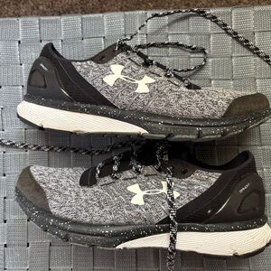 Under Armour Black and White Athletic Sneakers WOMENS SIZE 8.5
